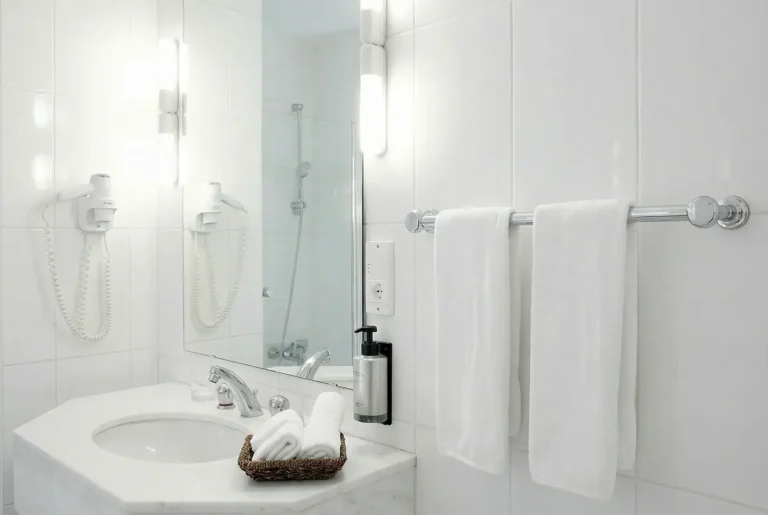 chambre-classique-hotel-mulhouse-3
