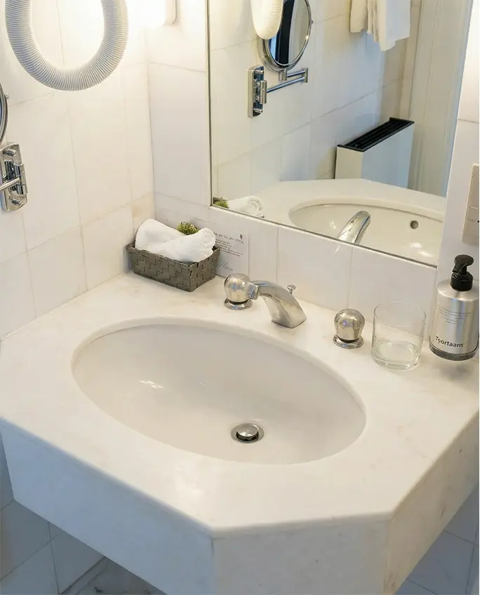 chambre-classique-hotel-mulhouse-7